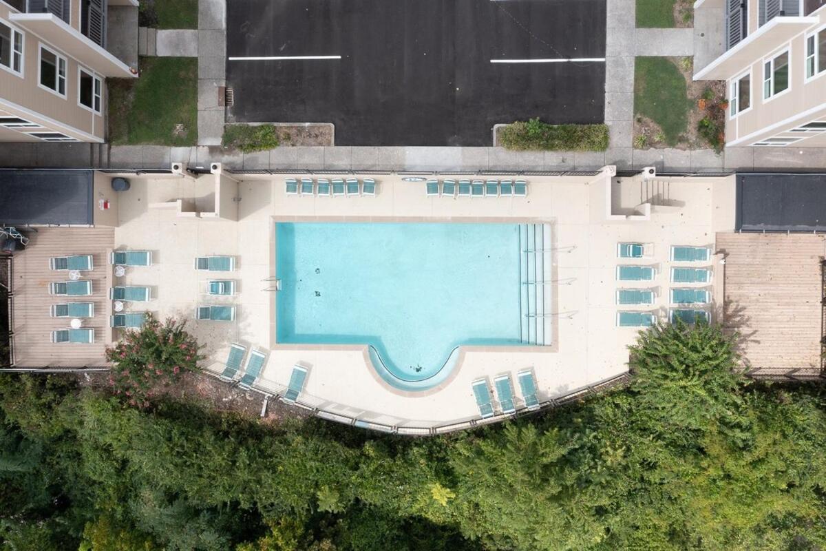 Walk To Broadway Riverfront Condo With Pool Nashville Eksteriør bilde