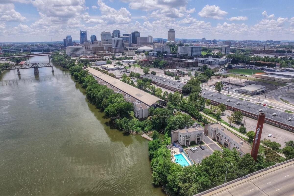 Walk To Broadway Riverfront Condo With Pool Nashville Eksteriør bilde
