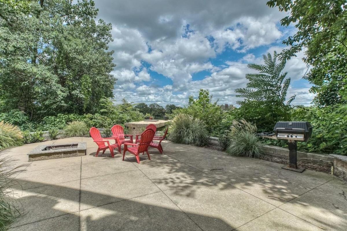 Walk To Broadway Riverfront Condo With Pool Nashville Eksteriør bilde